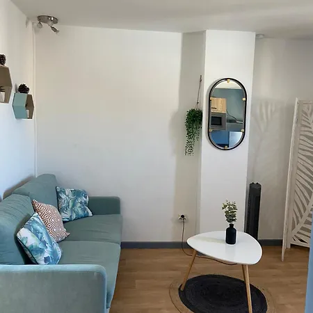 Appartement Cosy Proche Gare Narbonne Exterior photo